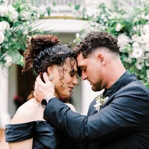 Elegant Black Off-Shoulder Dress Honor MJ1003